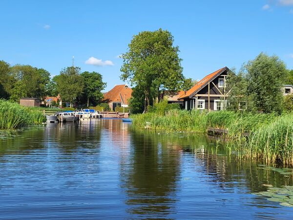 -48206126711620525522888351047